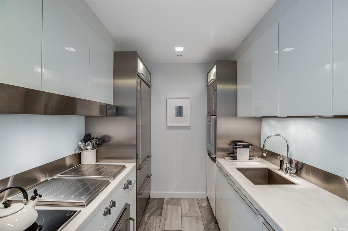 Photo for The Laurel - 400 East 67th Street Condominium in Upper East Side, Manhattan