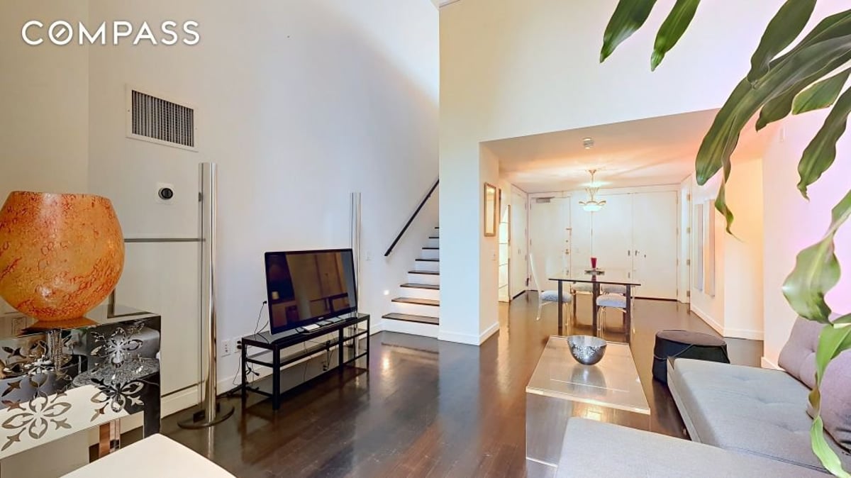 Photo for William Beaver House - 15 William Street Condominium in Financial District, Manhattan