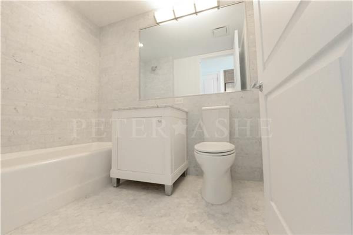 Photo for Four Seasons Private Residences - 30 Park Place Condominium in Tribeca, Manhattan