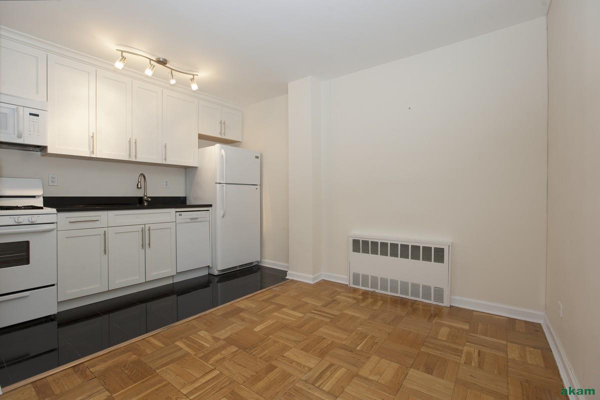 Photo for Lincoln Towers - 205 West End Avenue Cooperative in Upper West Side, Manhattan