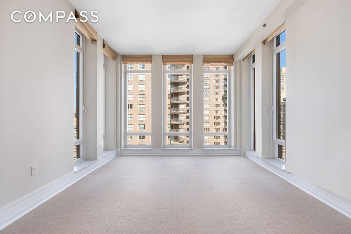 Photo for The Brompton - 205 East 85th Street Condominium in Upper East Side, Manhattan