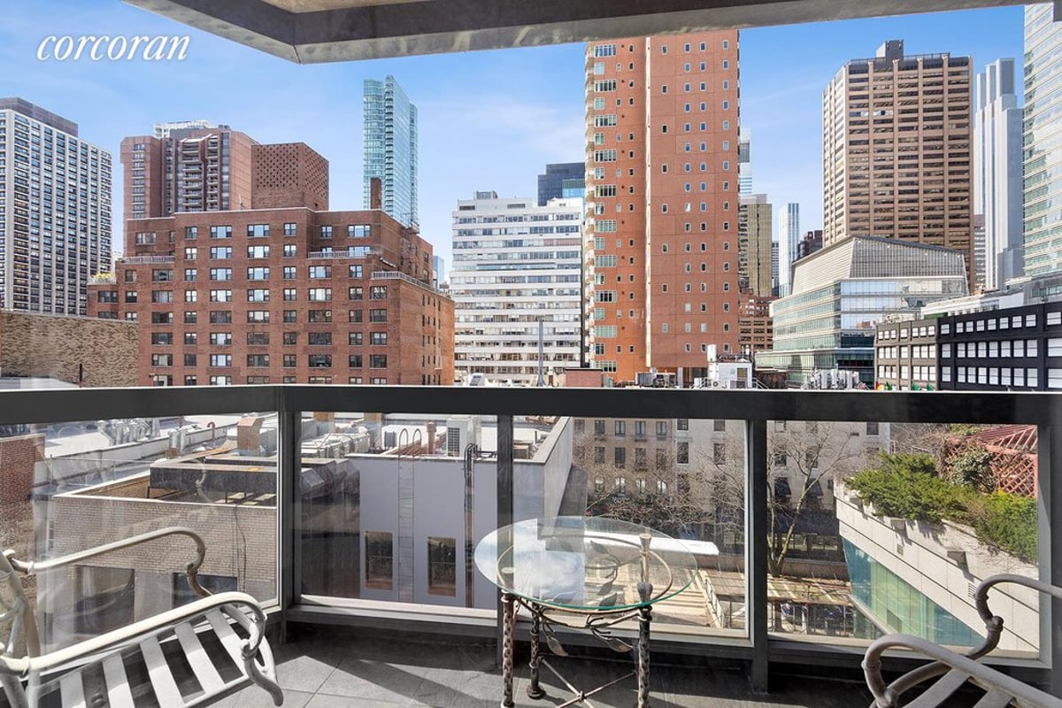 Photo for The Savoy - 200 East 61St Street Condominium in Upper East Side, Manhattan