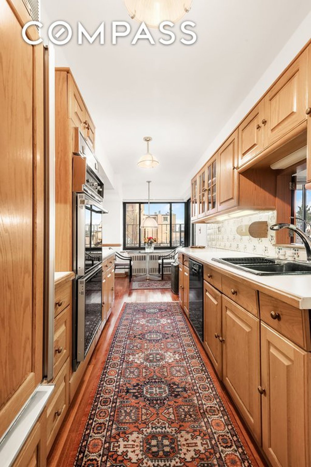 Photo for 10 East End Avenue - 10 East End Avenue Cooperative in Upper East Side, Manhattan