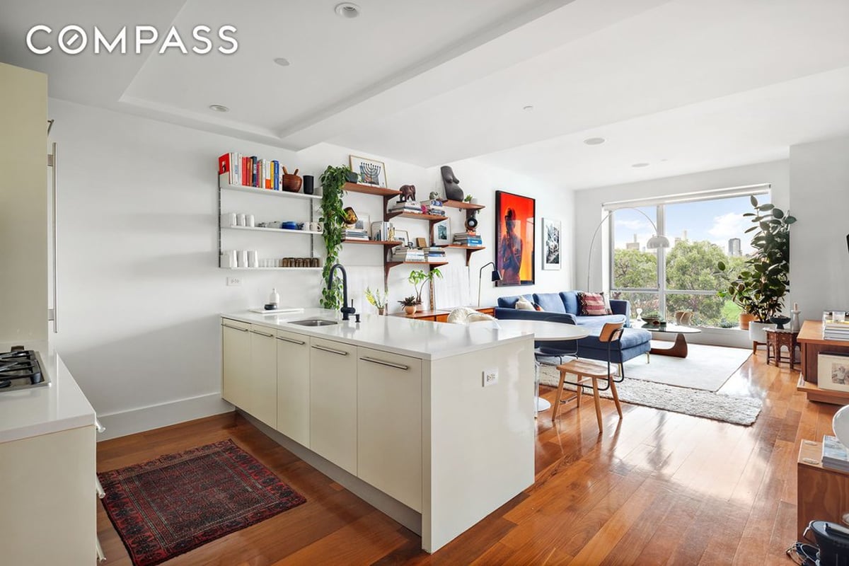 Photo for Bridgeview House Condominiums - 50 Bayard Street Condominium in Chinatown, Manhattan