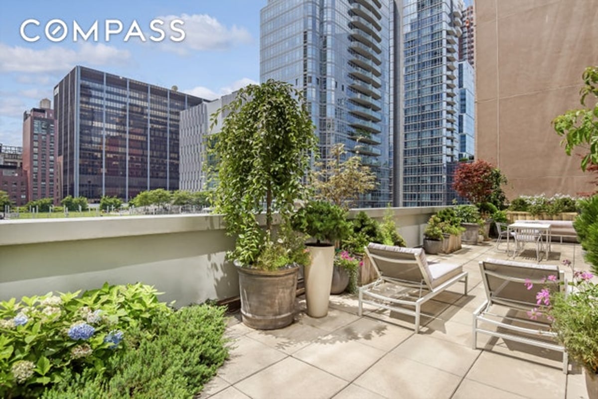 Photo for The Hudson Condominiums - 225 West 60th Street Condominium in Upper West Side, Manhattan