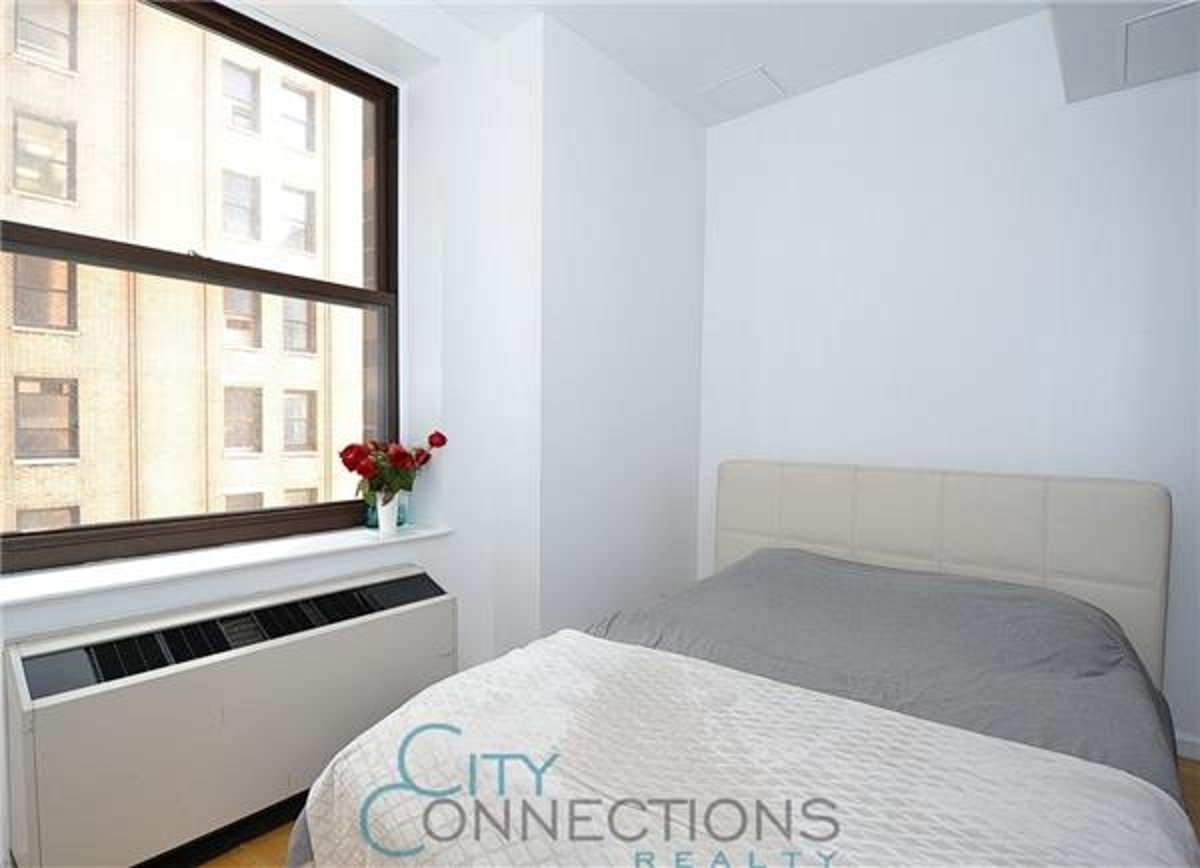 Photo for The Downtown Club - 20 West Street Condominium in Financial District, Manhattan