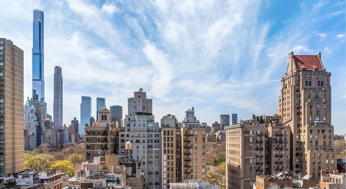 Photo for The Leonori - 26 East 63rd Street Condominium in Upper East Side, Manhattan