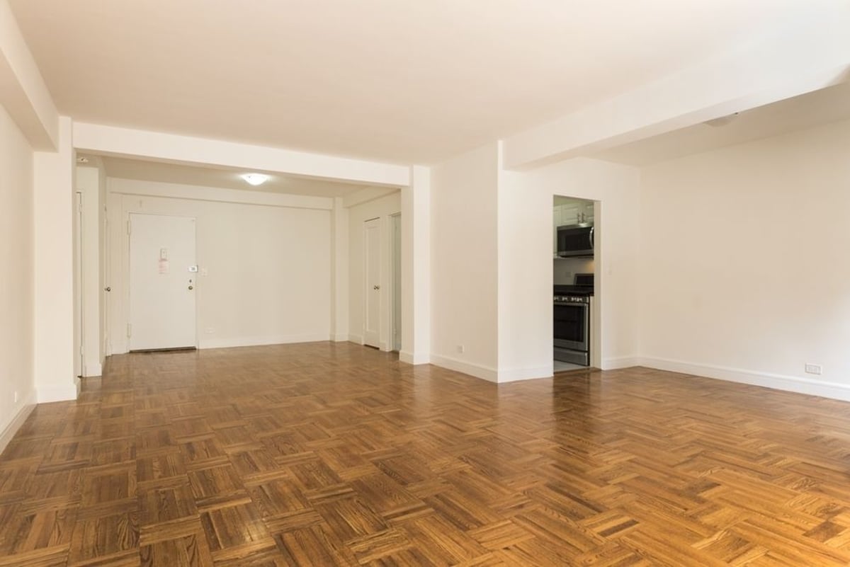 Photo for 35 East 35th Street - 35 East 35th Street Rental Building in Murray Hill, Manhattan