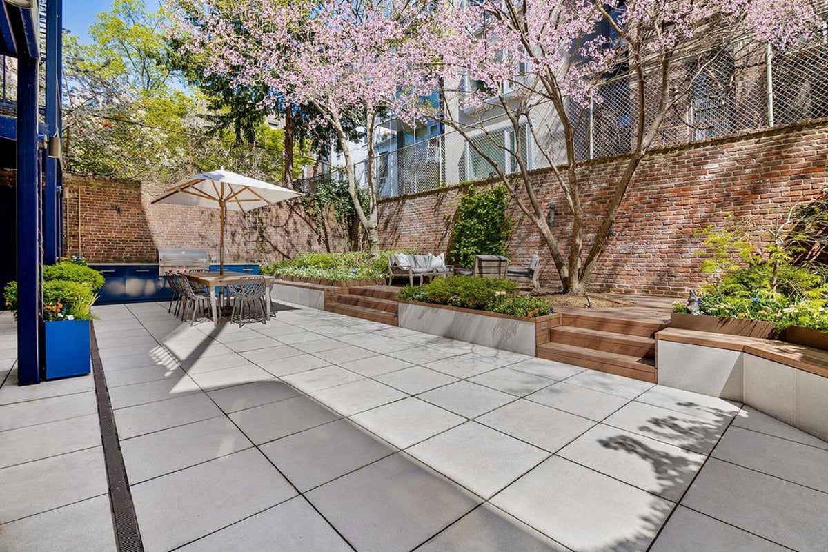 Photo for 347 WEST 22 STREET - 347 West 22nd Street Cooperative in Chelsea, Manhattan