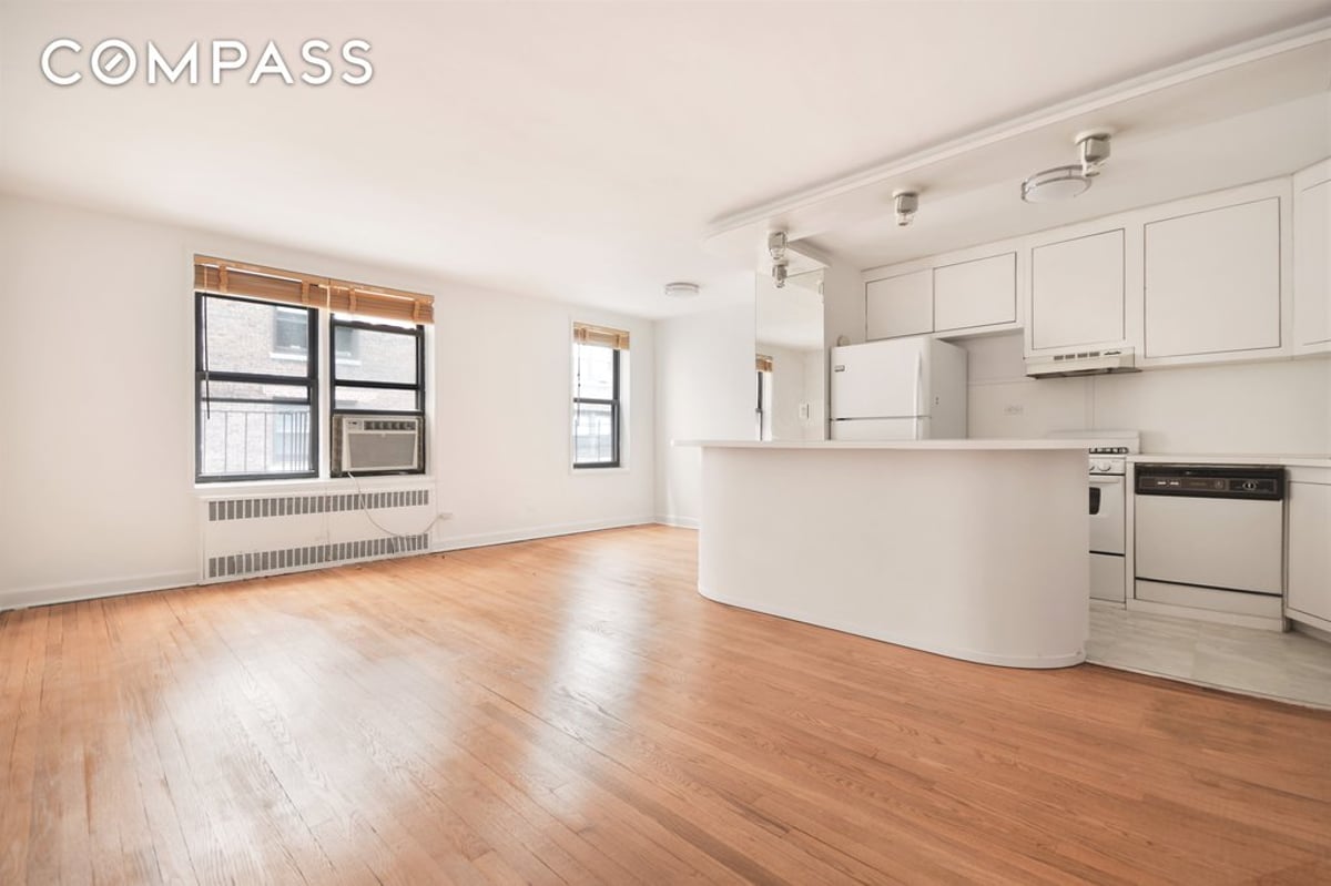 Photo for 330 East 80th Street - 330 East 80th Street Cooperative in Upper East Side, Manhattan