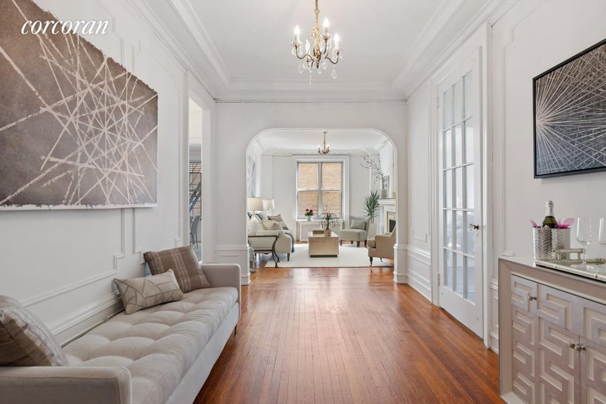 West End Avenue Sale NYC Real Estate Brokerage