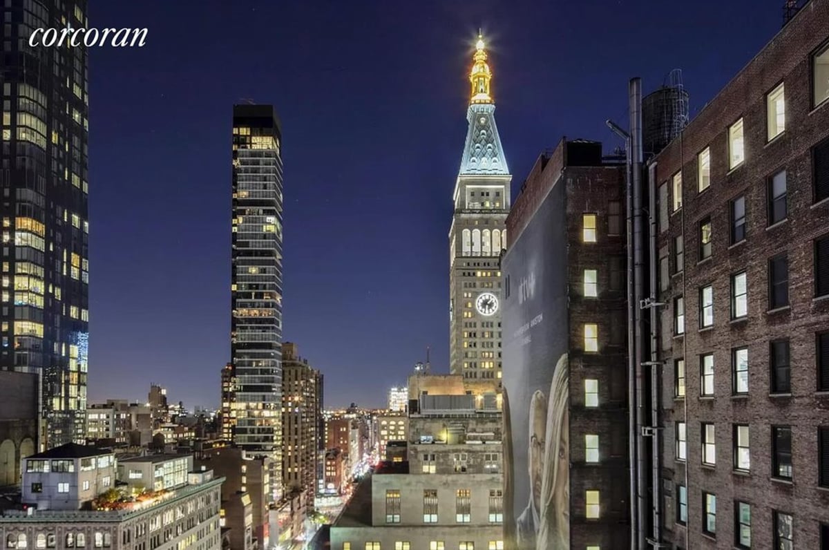 Photo for Crossing 23rd - 121 East 23rd Street Condominium in Gramercy Park, Manhattan