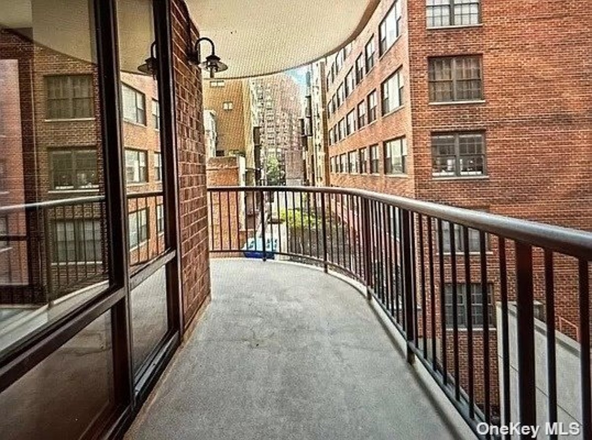 Photo for The Rio - 304 East 65th Street Condominium in Upper East Side, Manhattan