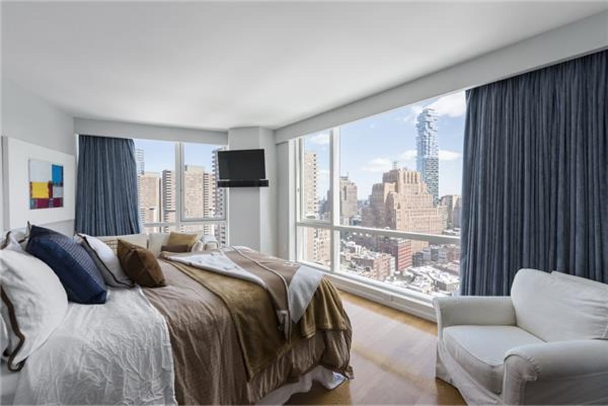 Photo for 200 Chambers Street - 200 Chambers Street Condominium in Tribeca, Manhattan