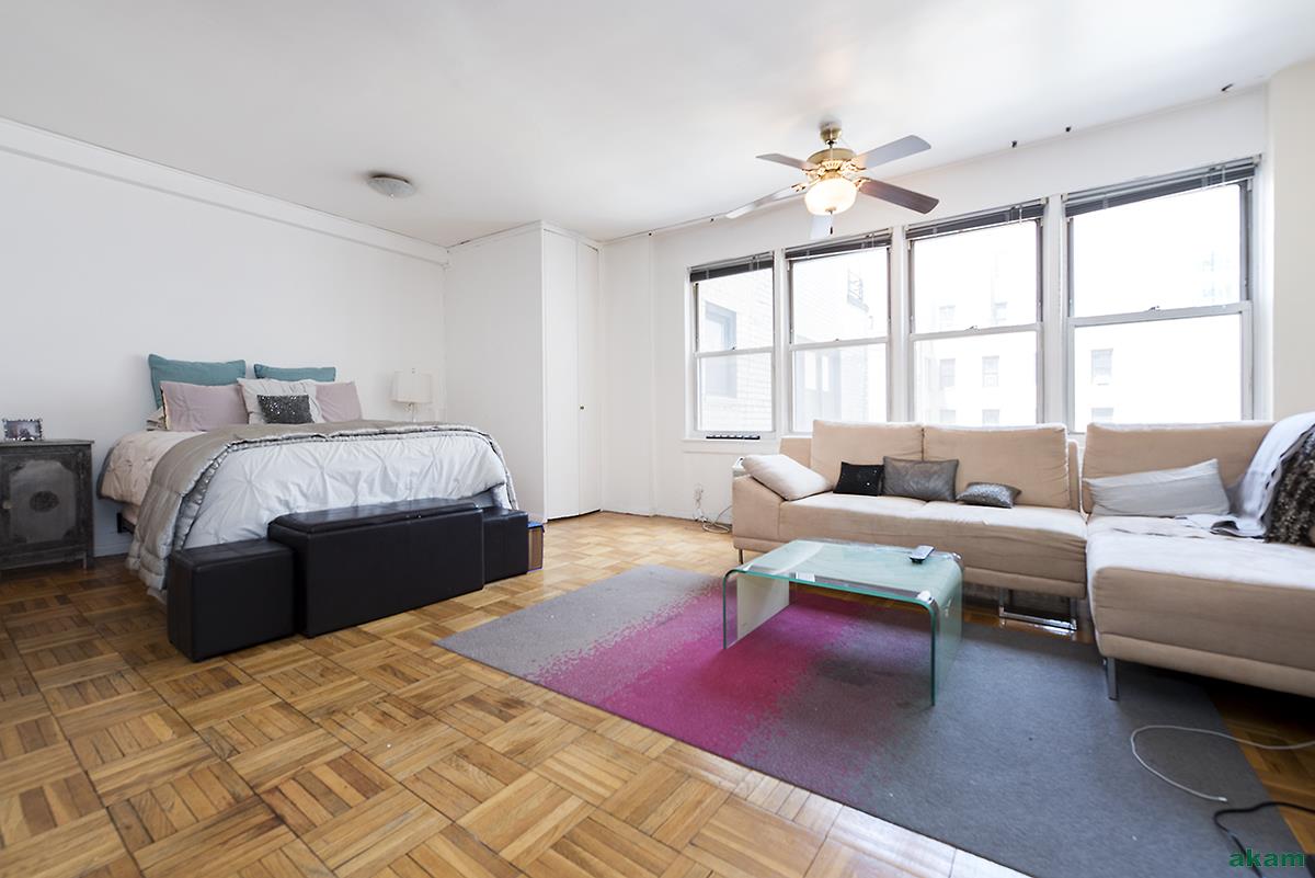 Photo for 155 East 38th Street - 155 East 38th Street Condominium in Murray Hill, Manhattan