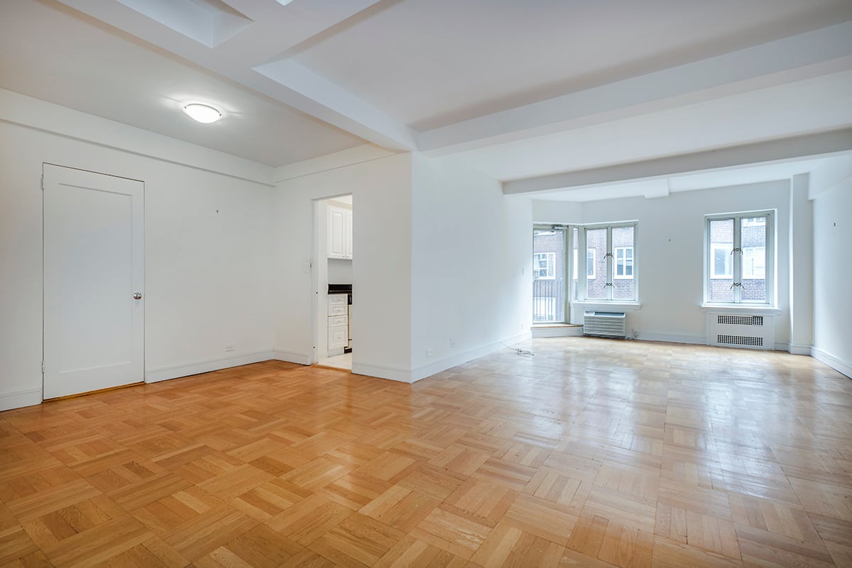 Photo for 36 East 36 Street - 36 East 36th Street Rental Building in Murray Hill, Manhattan