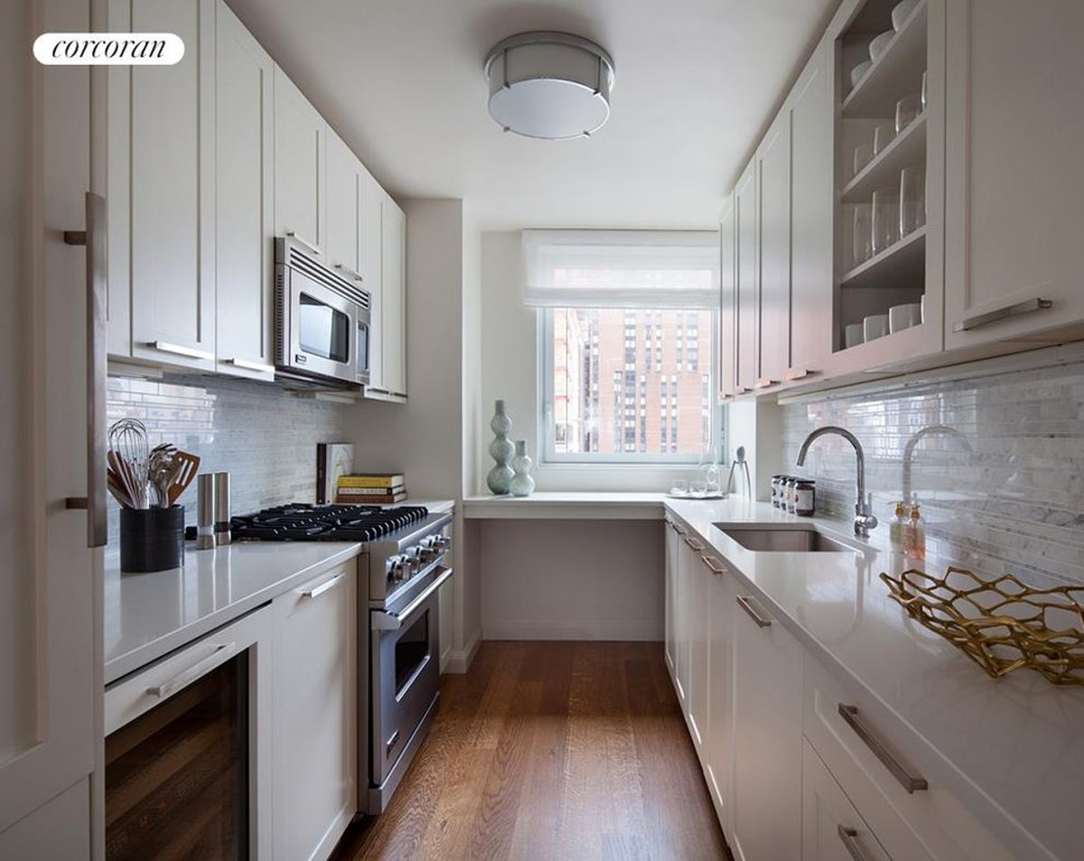 Photo for Carnegie Park Condominium - 200 East 94th Street Condominium in Upper East Side, Manhattan