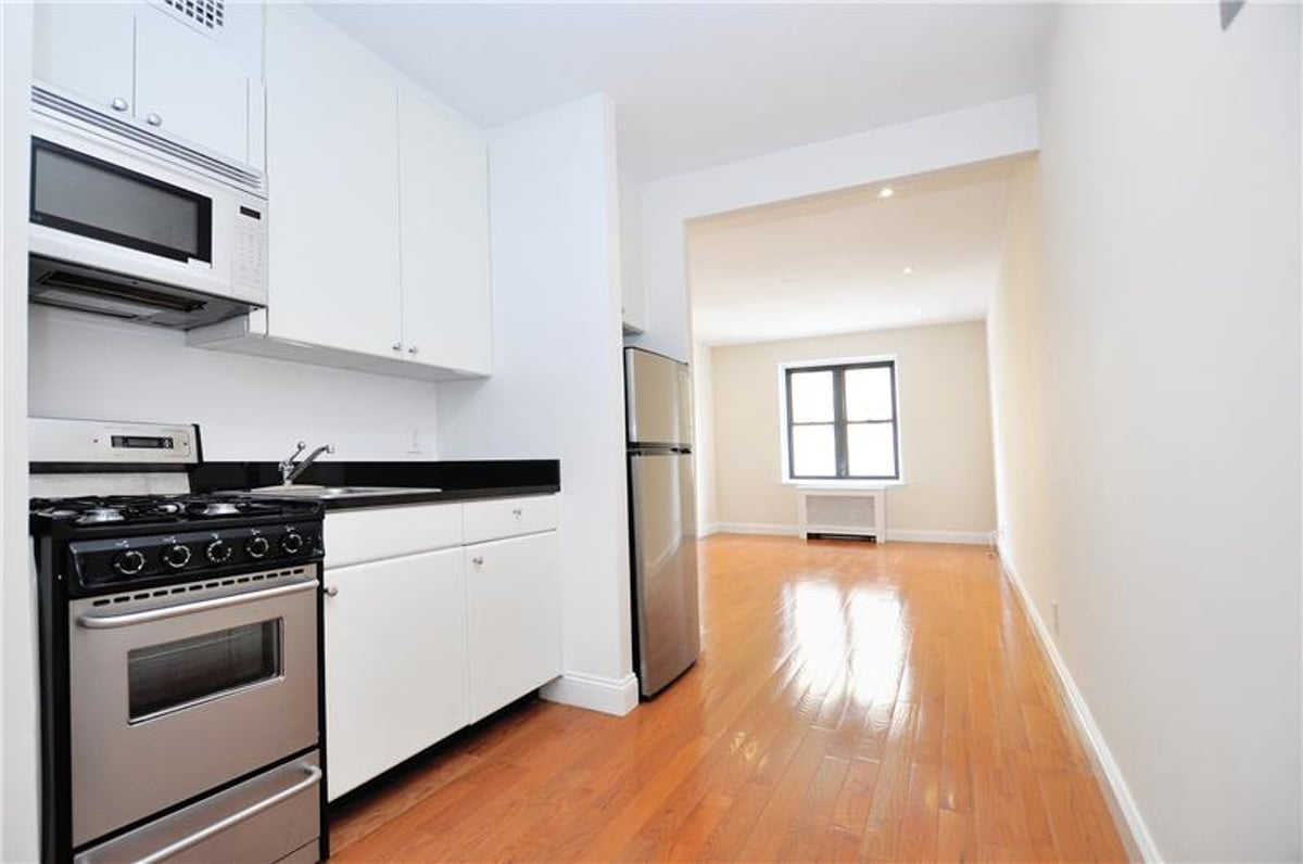 Photo for The Louis Philippe - 312 West 23rd Street Condominium in Chelsea, Manhattan