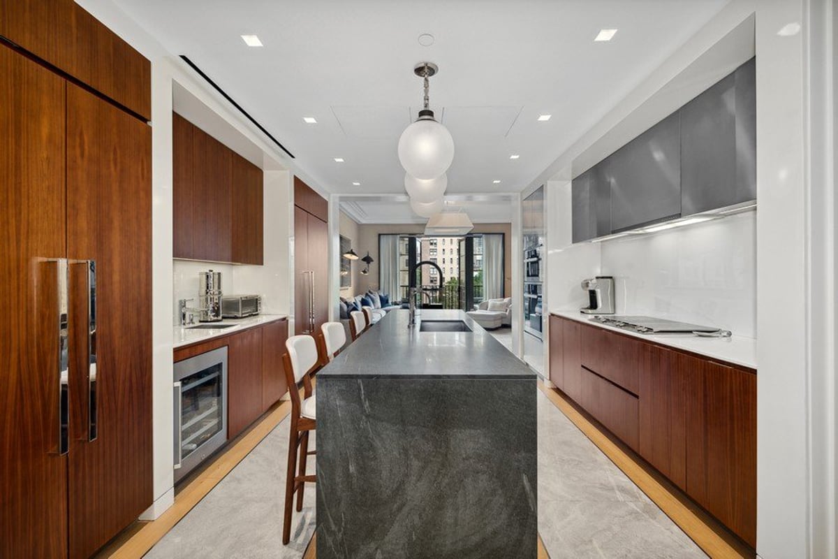 Photo for 155 East 79th Street - 155 East 79th Street Condominium in Upper East Side, Manhattan