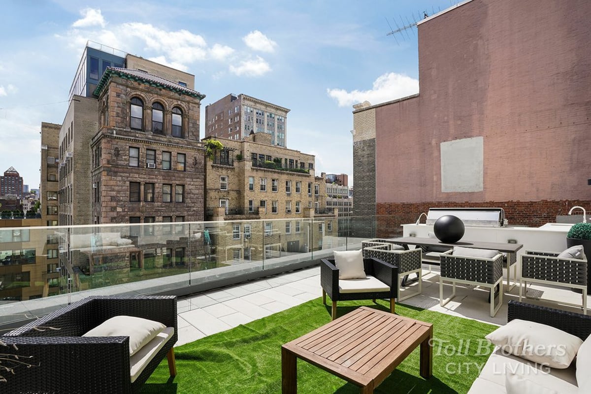 Photo for 121 E 22nd St - 121 East 22nd Street Condominium in Chelsea, Manhattan