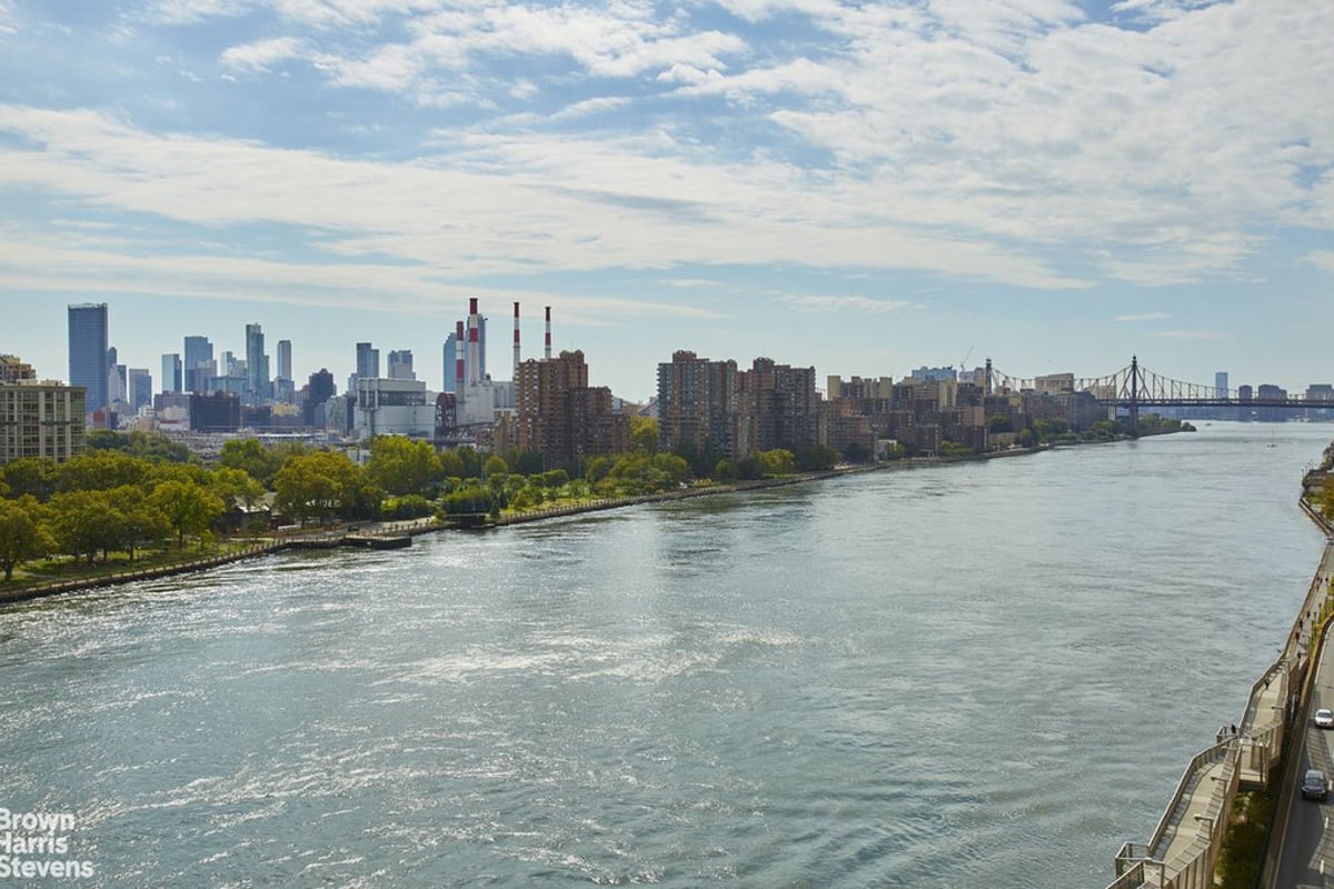 Photo for Riverview South - 55 East End Avenue Cooperative in Upper East Side, Manhattan