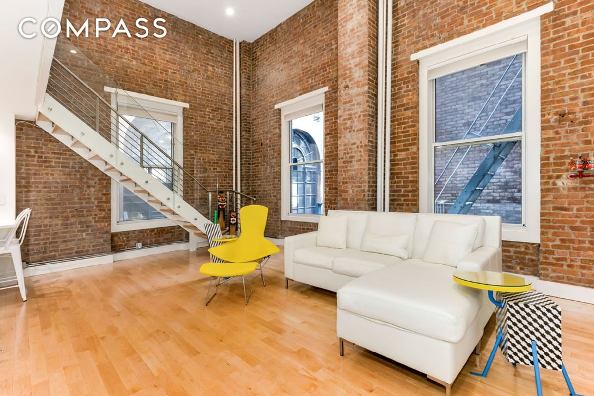 Photo for Bryant Park Place - 32 West 40th Street Cooperative in Midtown, Manhattan