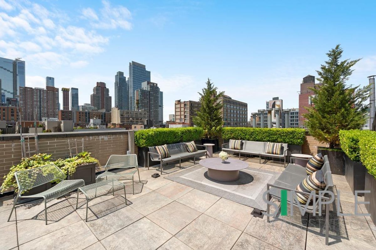 Photo for The 505 - 505 West 47th Street Condominium in Midtown West, Manhattan