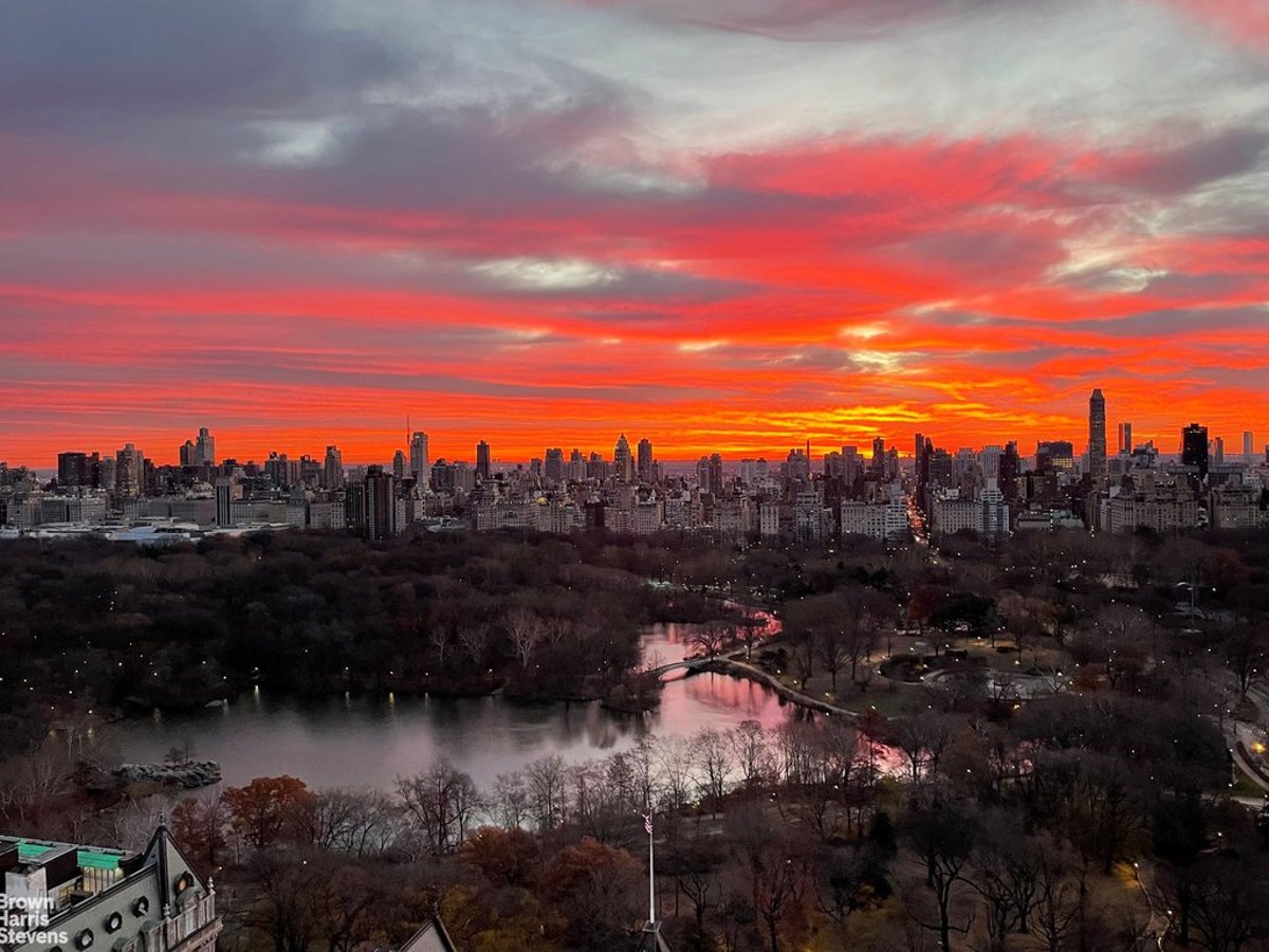 Photo for Mayfair Towers - 15 West 72nd Street Cooperative in Upper West Side, Manhattan