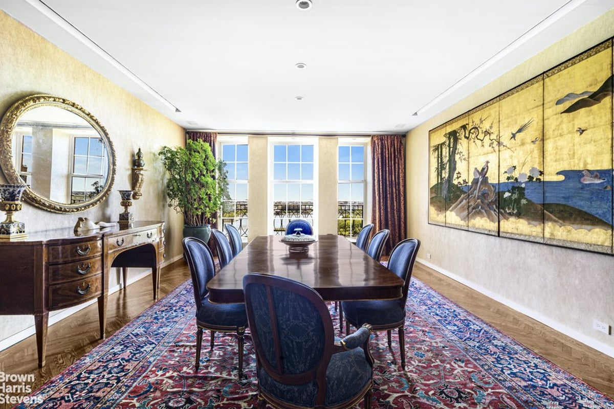 Photo for 120 East End Avenue - 120 East End Avenue Cooperative in Upper East Side, Manhattan