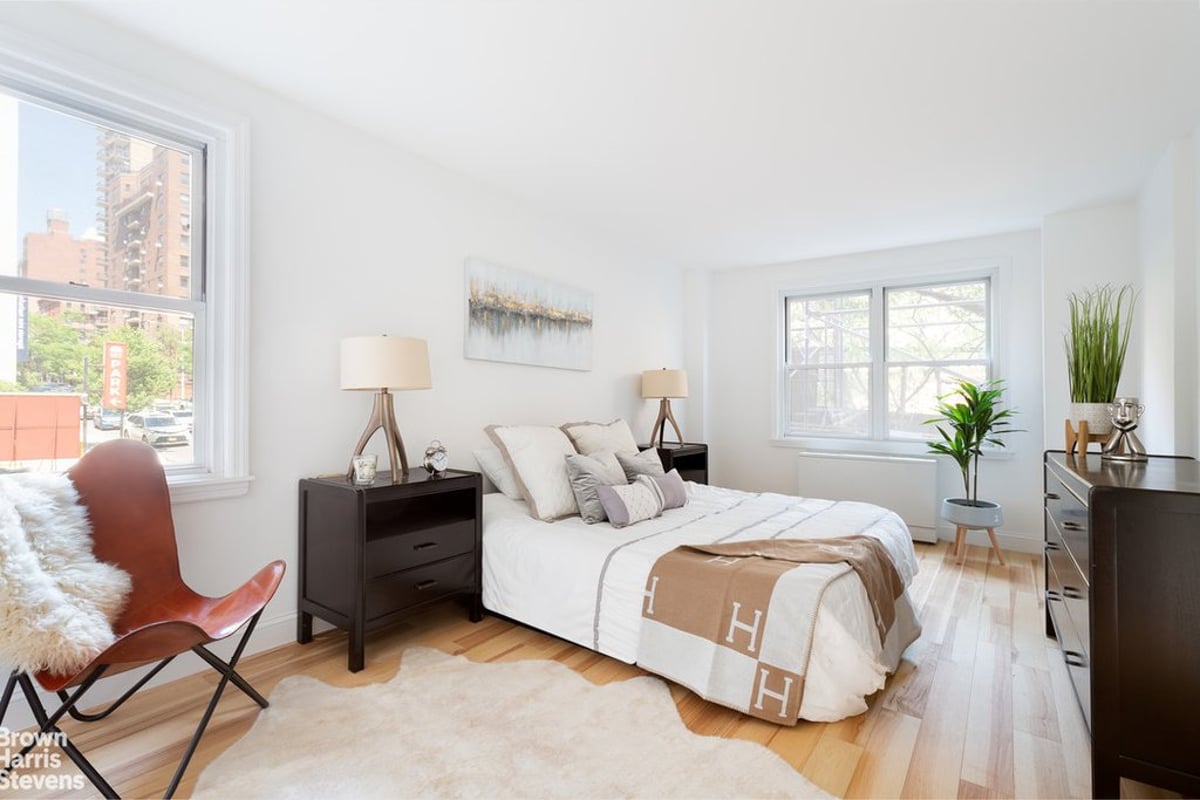 Photo for The Park Sutton - 440 East 62nd Street Cooperative in Upper East Side, Manhattan