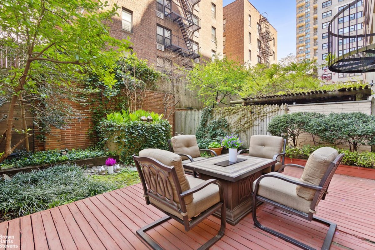 Photo for The Premier - 333 East 69th Street Cooperative in Upper East Side, Manhattan