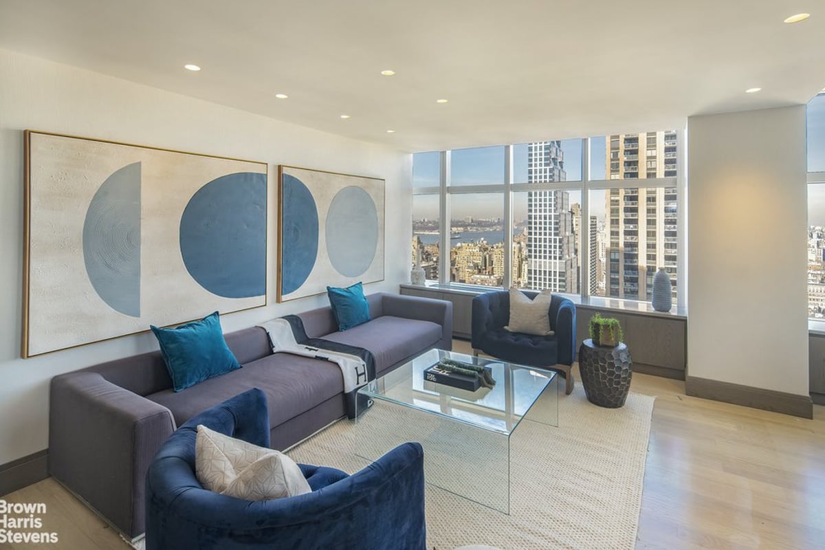 Photo for 3 Lincoln Center - 160 West 66th Street Condominium in Upper West Side, Manhattan