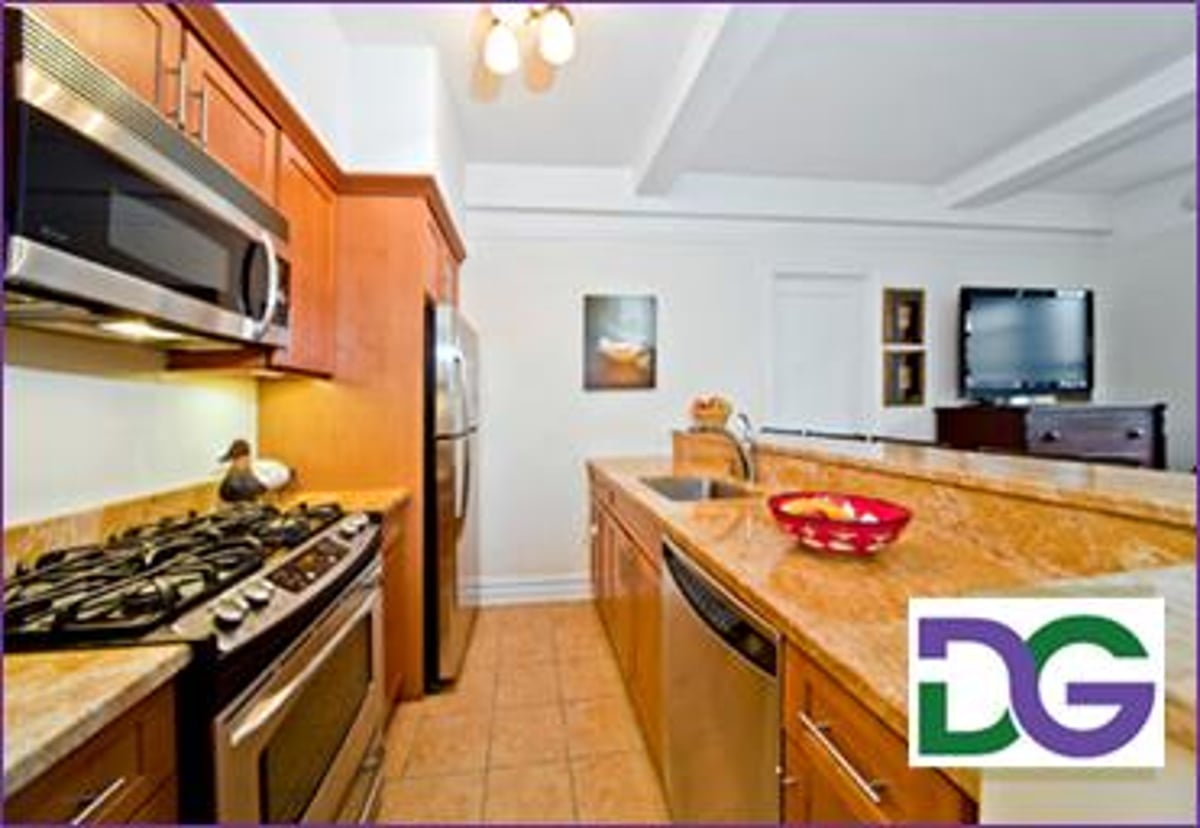 Photo for The Bancroft - 40 West 72nd Street Condominium in Upper West Side, Manhattan