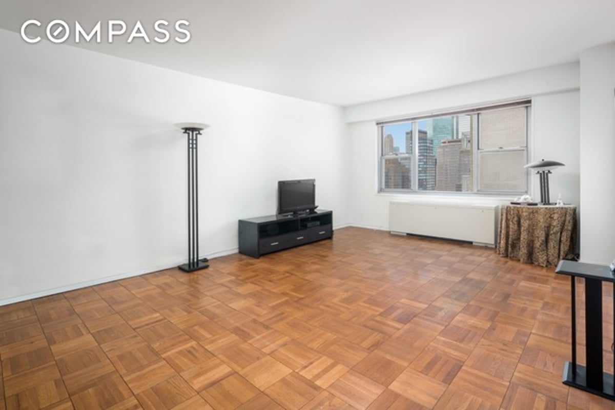 Photo for Plaza 400 - 400 East 56th Street Cooperative in Midtown East, Manhattan