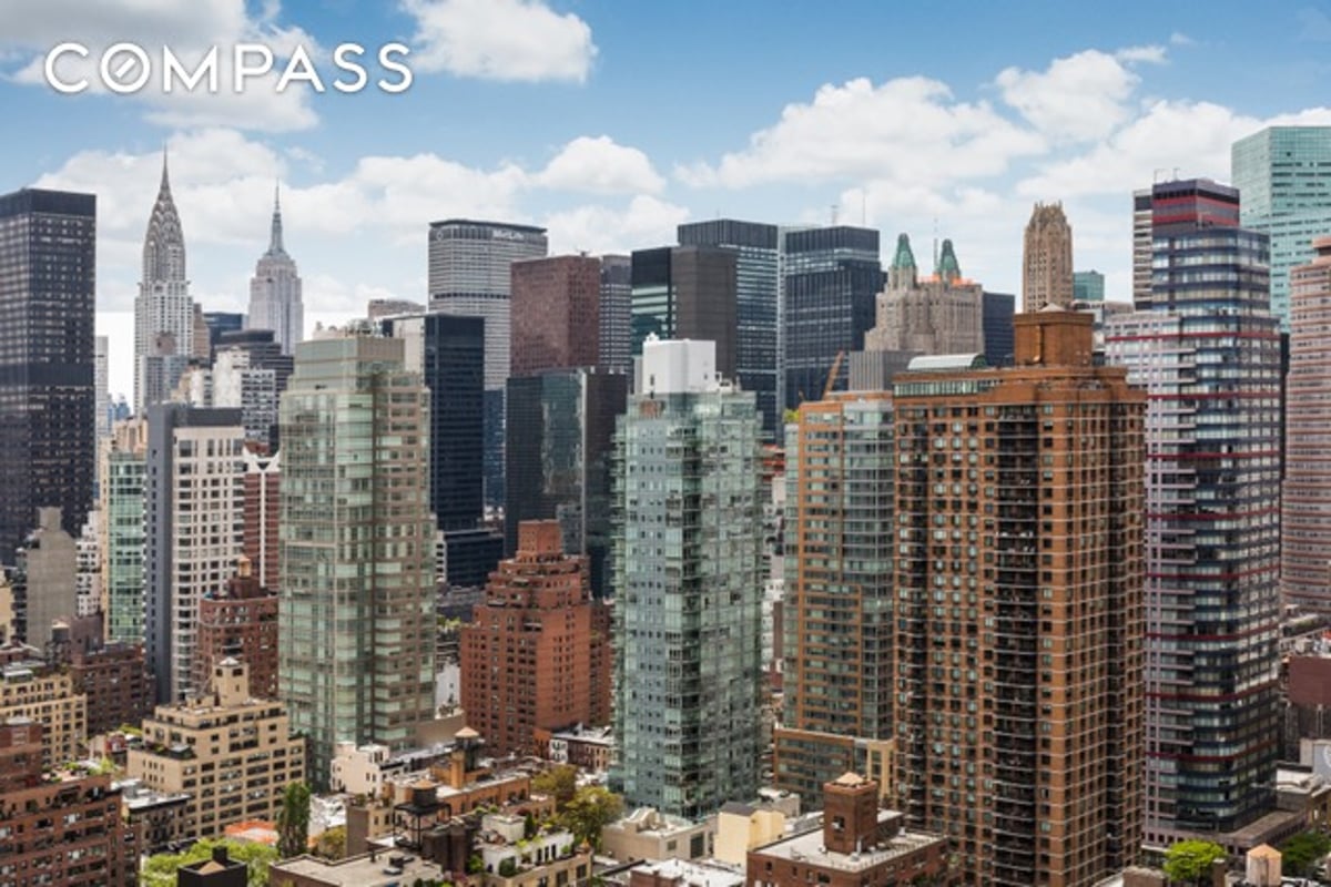 Photo for Plaza 400 - 400 East 56th Street Cooperative in Midtown East, Manhattan