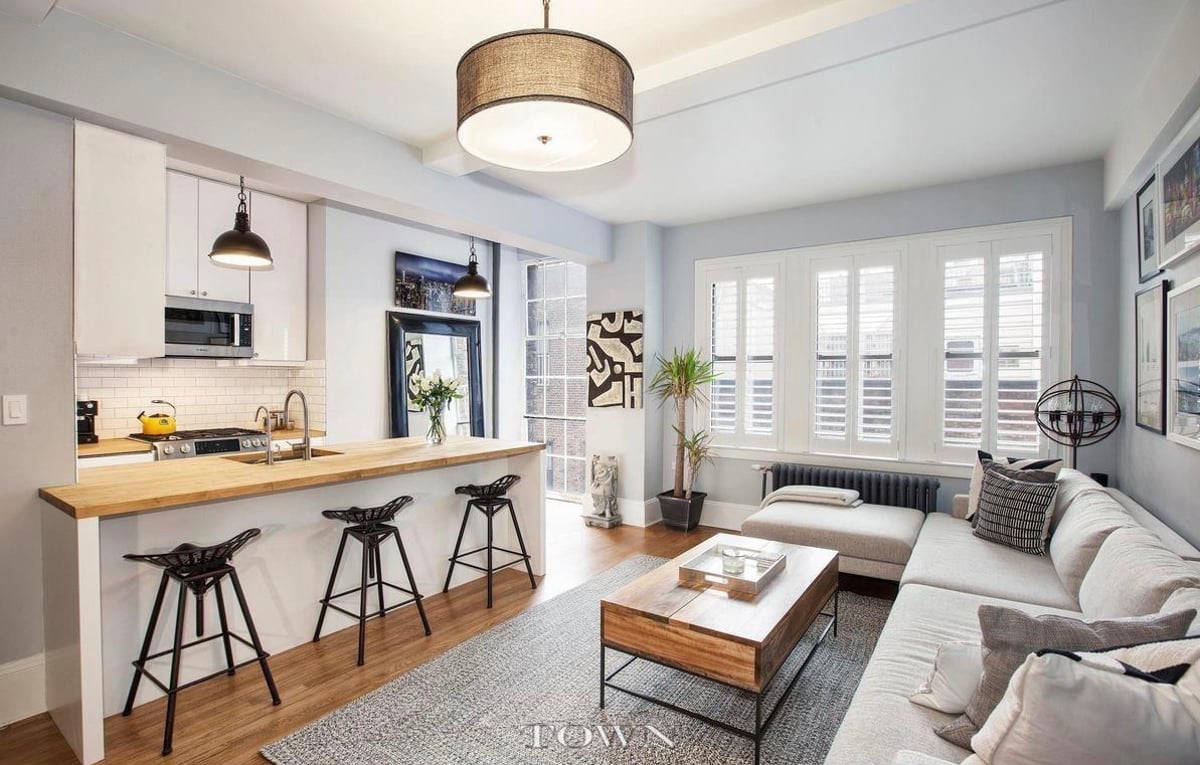 Photo for La Bourgogne - 157 East 72nd Street Condominium in Upper East Side, Manhattan