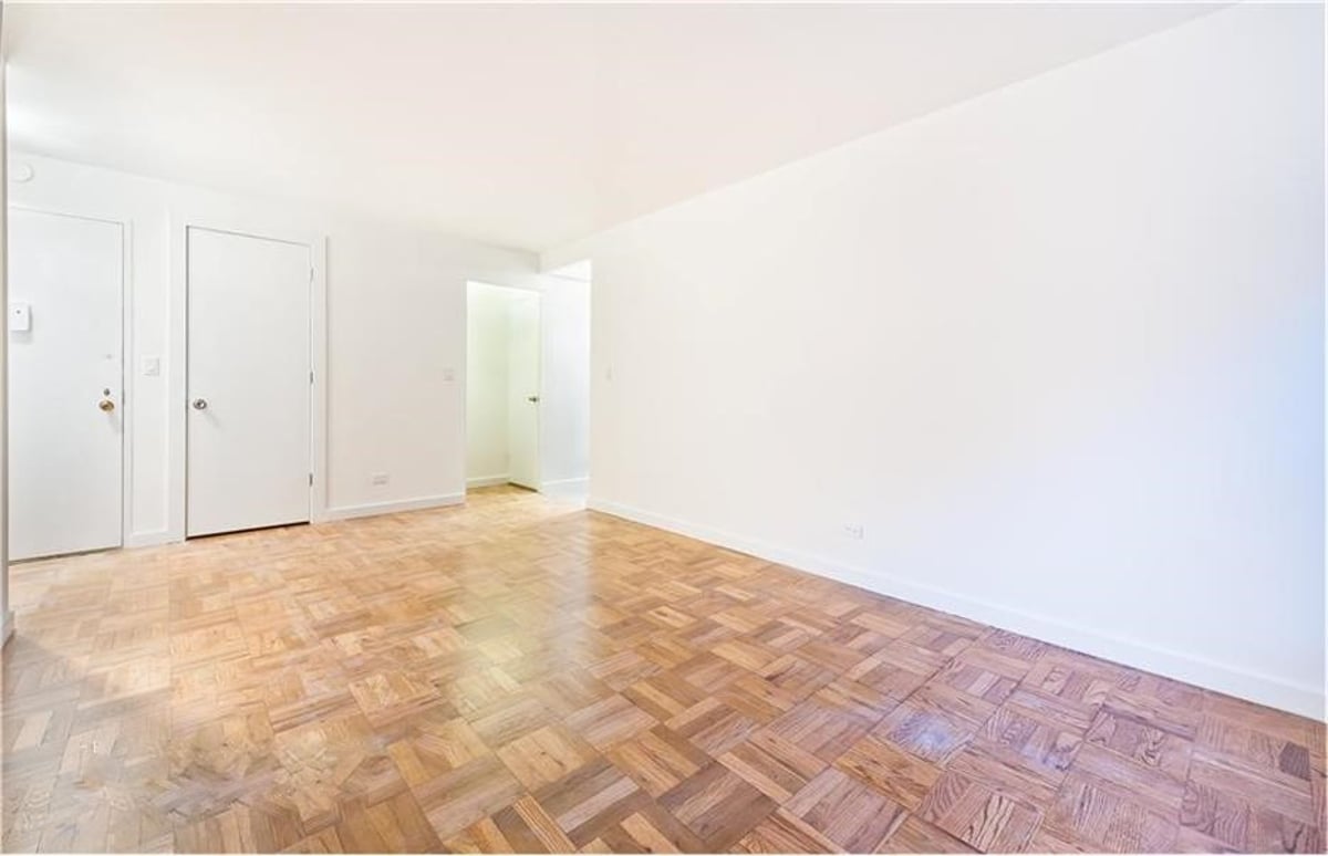 Photo for 150 EAST 37 STREET - 148 East 37th Street Condominium in Murray Hill, Manhattan