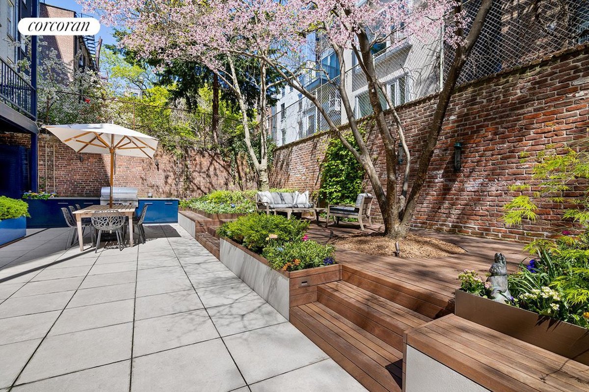 Photo for 347 WEST 22 STREET - 347 West 22nd Street Cooperative in Chelsea, Manhattan