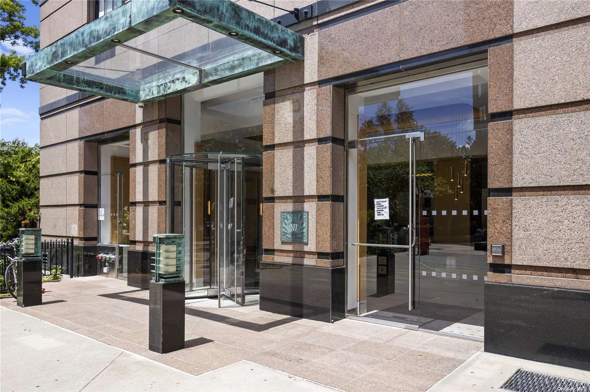 Photo for Liberty House - 377 Rector Place Condominium in Battery Park City, Manhattan