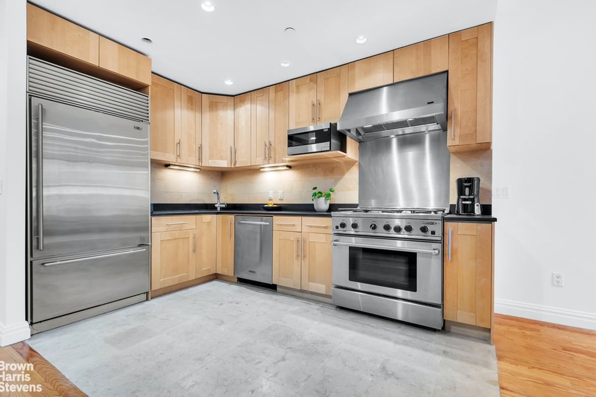 Photo for 92 CHAMBERS STREET - 92 Chambers Street Condominium in Tribeca, Manhattan