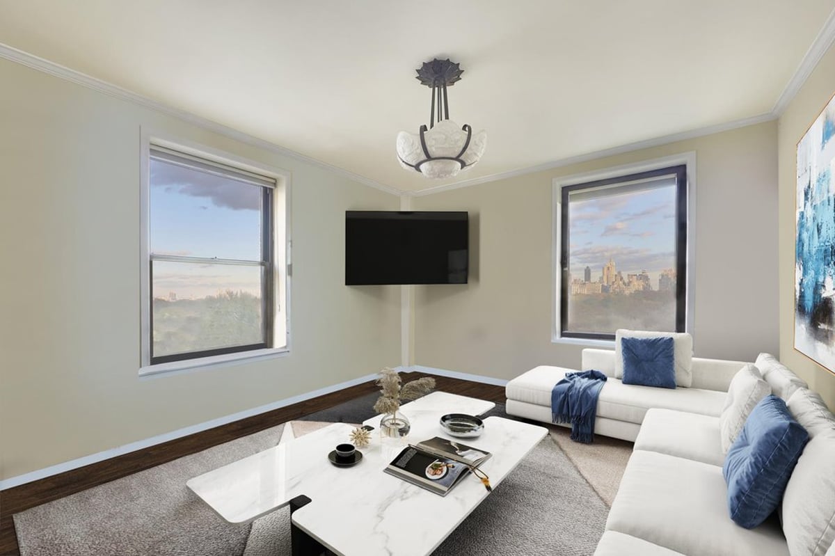 Photo for The Orwell House - 257 Central Park West Cooperative in Upper West Side, Manhattan