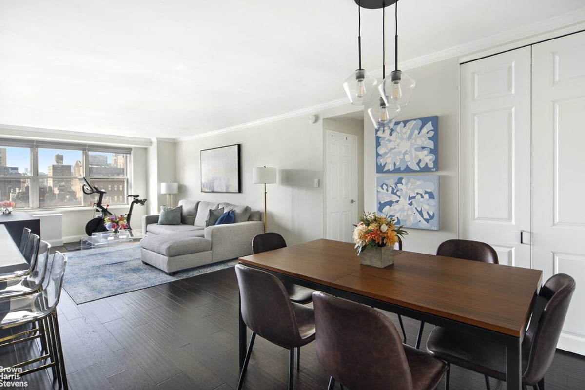 Photo for Riverview East - 251 East 32nd Street Cooperative in Murray Hill, Manhattan