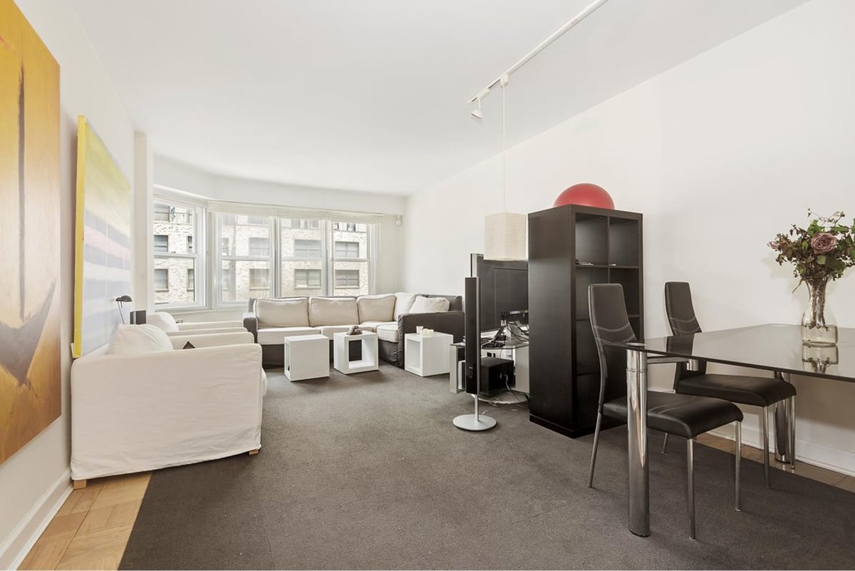 Photo for The Carlton East - 220 East 57th Street Cooperative in Midtown East, Manhattan