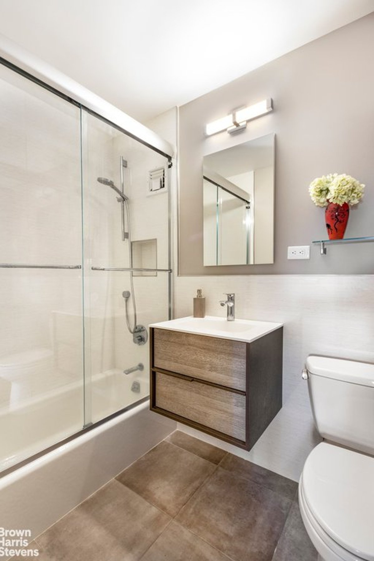 Photo for The Savoy - 111 East 85th Street Cooperative in Upper East Side, Manhattan