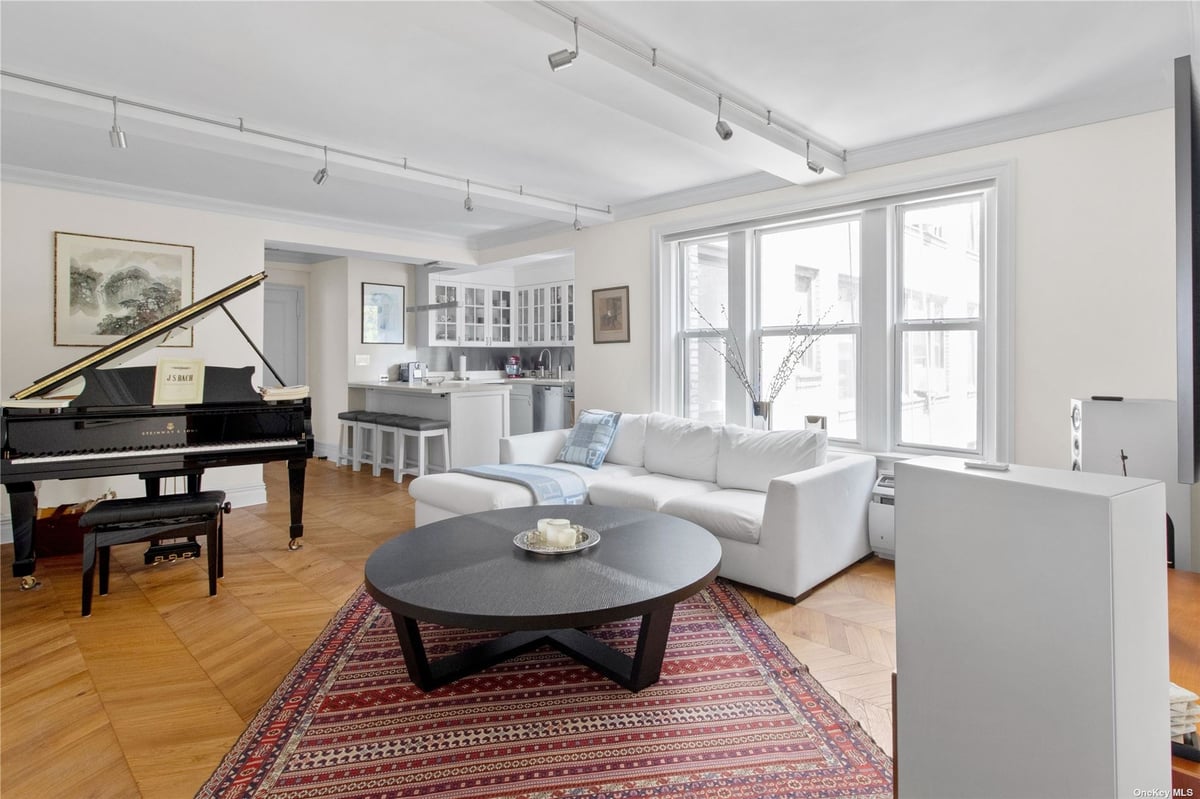 Photo for 319 East 50th Street - 319 East 50th Street Condominium in Turtle Bay, Manhattan