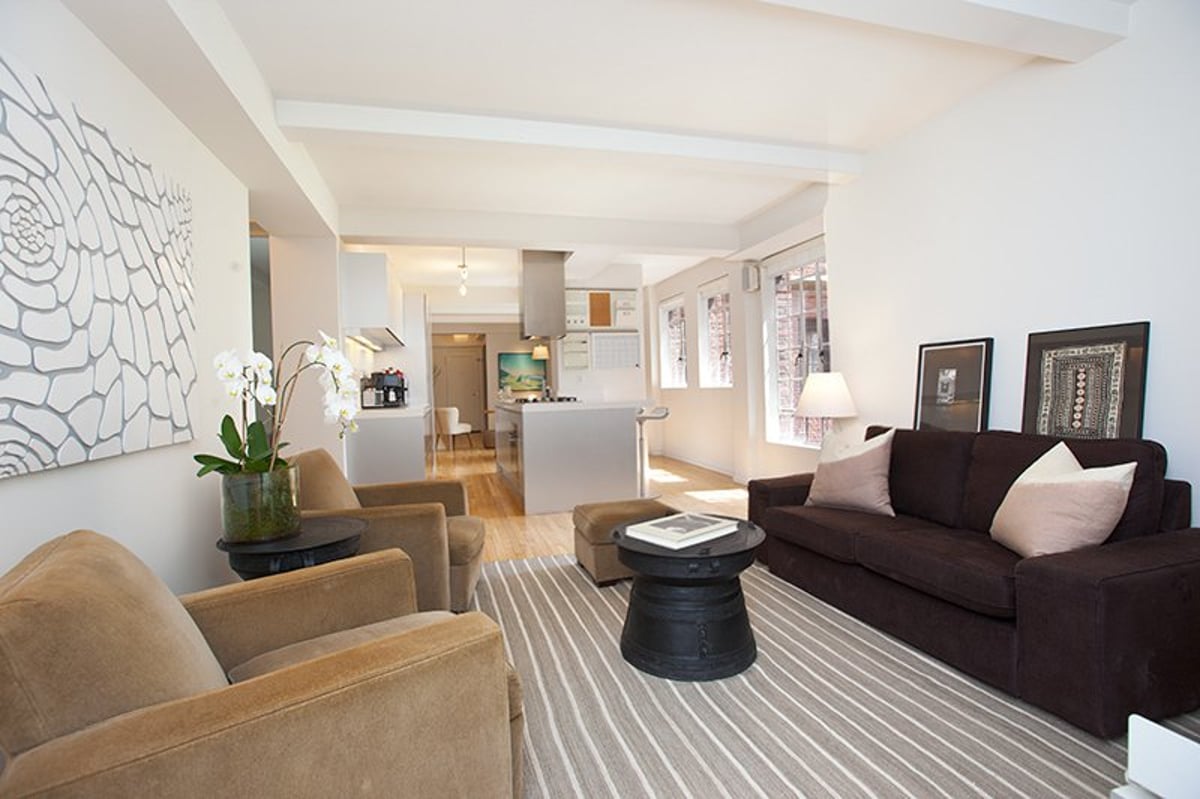 Photo for The Manor - 333 East 43rd Street Cooperative in Turtle Bay, Manhattan