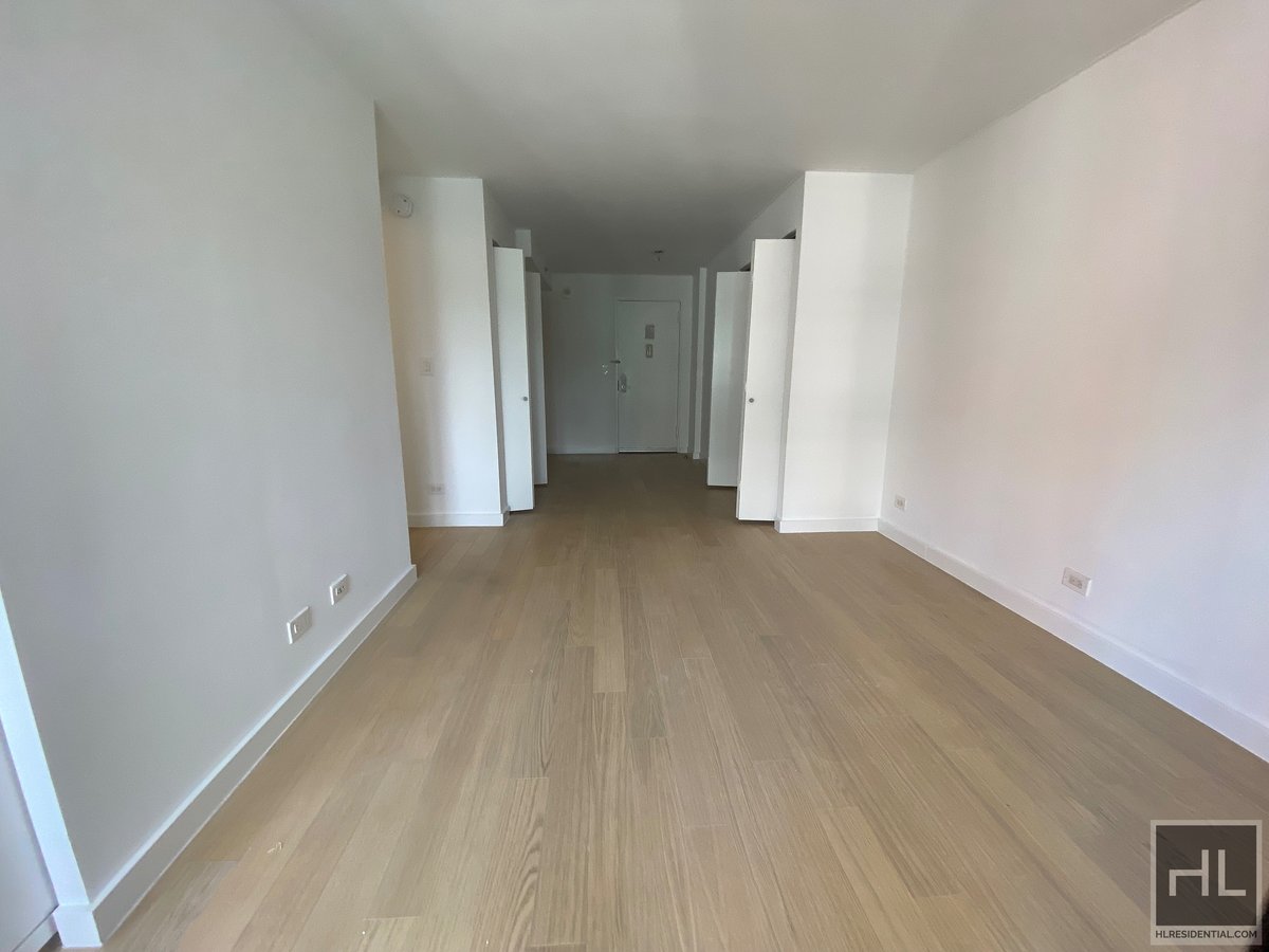 Photo for The Nash - 222 East 39th Street Rental Building in Murray Hill, Manhattan