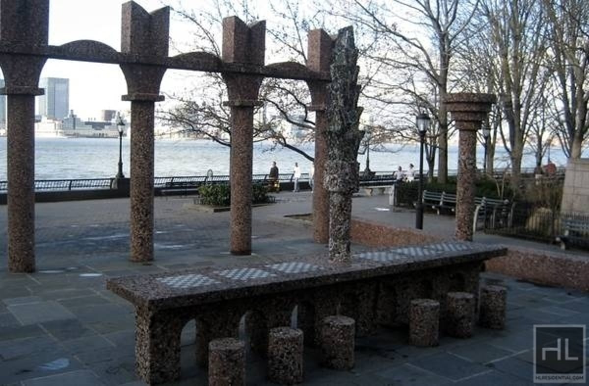 Photo for Hudson View East - 250 South End Avenue Condominium in Battery Park City, Manhattan