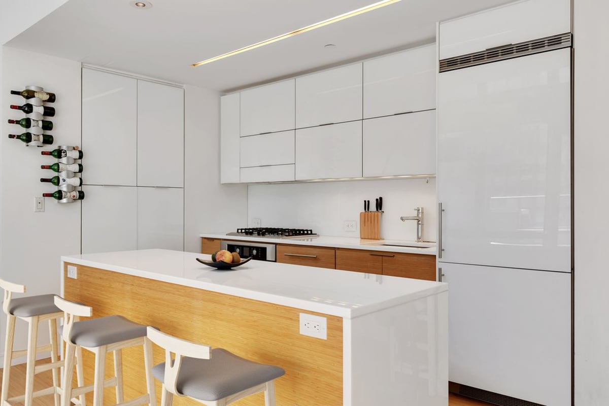 Photo for 303 East 33rd Street - 303 East 33rd Street Condominium in Murray Hill, Manhattan