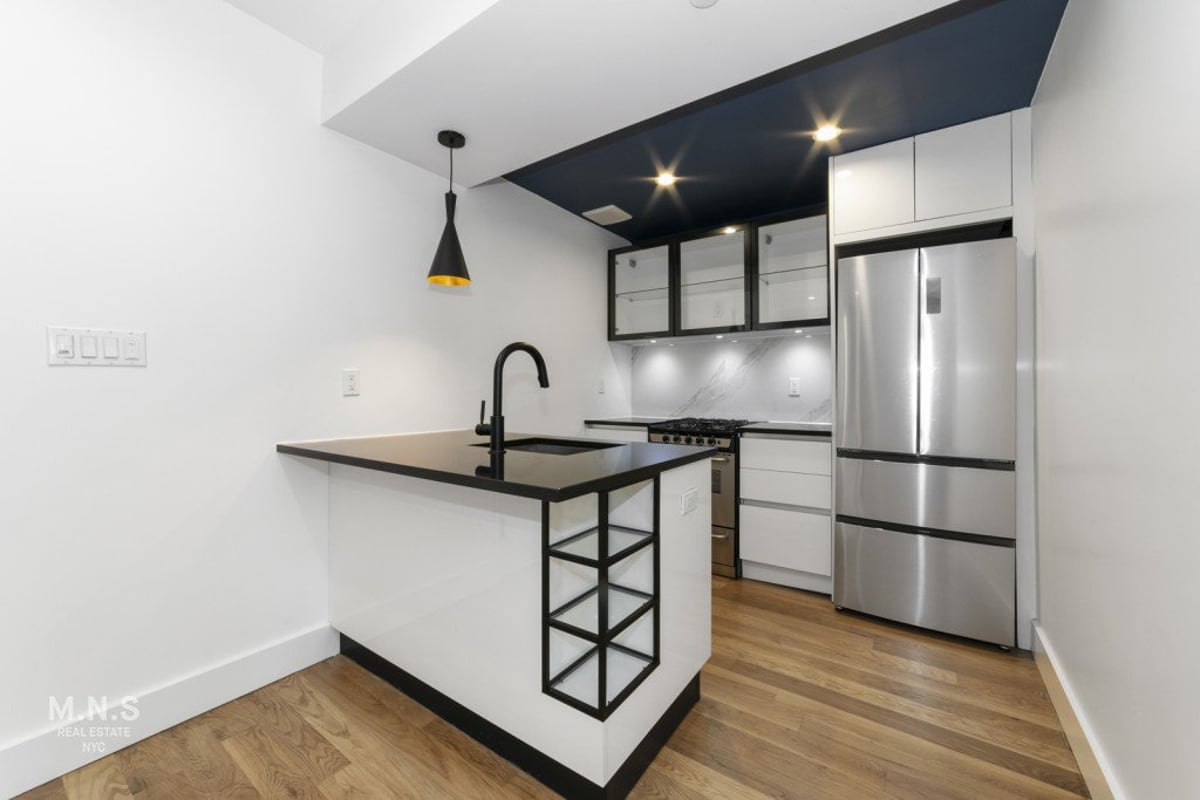 Photo for 10 Lexington - 10 Lexington Avenue Rental Building in Clinton Hill, Brooklyn